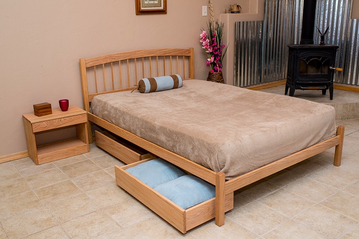 Bay City Platform Bed